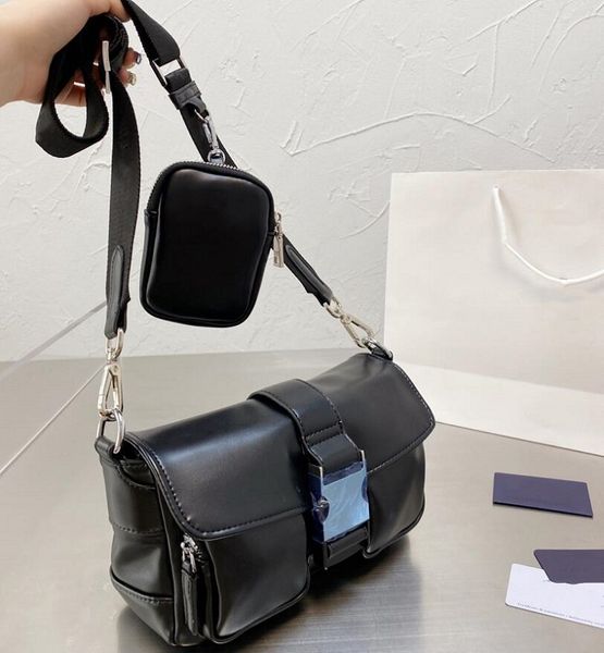 2021 fashion leisure shoulder bags man women messenger bag temperament handbags small totes leather crossbody waterproof
2021 fashion leisure shoulder bags man women messenger bag temperament handbags small totes leather crossbody waterproof