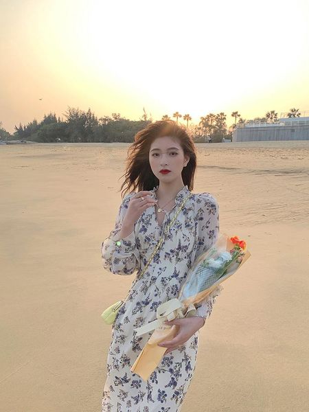casual dresses spring summer floral print elegant spaghetti strap beach dress women french sling chiffon lace sweet vintage vestidos, Black;gray
casual dresses spring summer floral print elegant spaghetti strap beach dress women french sling chiffon lace sweet vintage vestidos, Black;gray