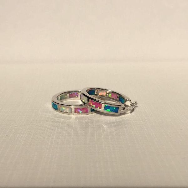 hoop & huggie trend c-shaped earrings colored bright stone women's jewelry earring for women 2021, Golden;silver
hoop & huggie trend c-shaped earrings colored bright stone women's jewelry earring for women 2021, Golden;silver