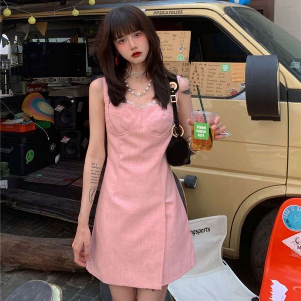 french design sense lace splicing suspender skirt summer product temperament slim sweet spicy dress woman, Black;gray
french design sense lace splicing suspender skirt summer product temperament slim sweet spicy dress woman, Black;gray
