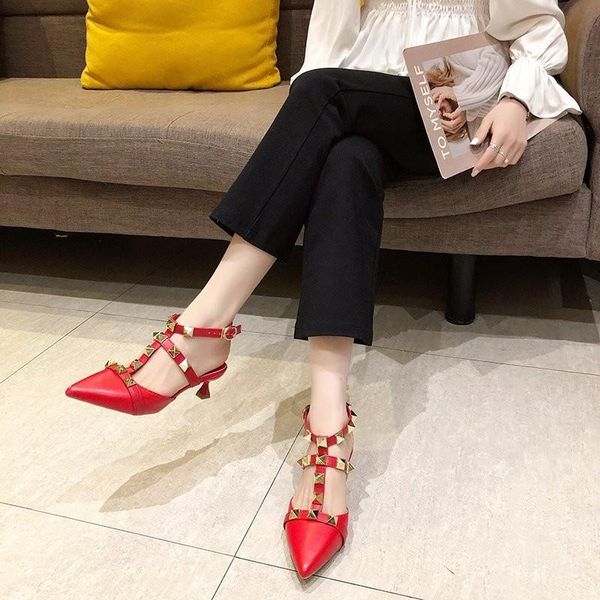sandals 2021 summer rivet pointed high-heeled stiletto-style buckle back empty european and american fashion, Black
sandals 2021 summer rivet pointed high-heeled stiletto-style buckle back empty european and american fashion, Black
