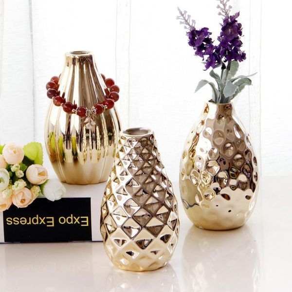 vases christmas decoration ceramic vase electroplated gold porcelain small deskarts crafts flower arrangement
vases christmas decoration ceramic vase electroplated gold porcelain small deskarts crafts flower arrangement