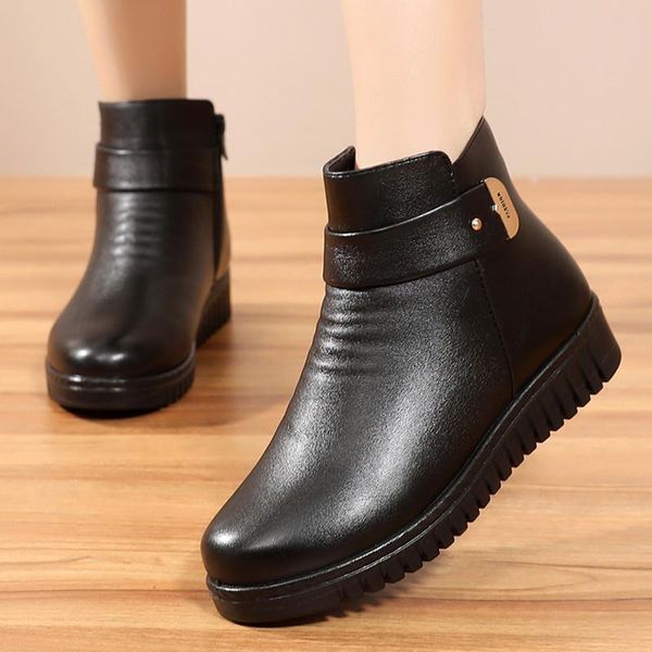 boots winter women's cotton-padded shoes plus velvet flat-bottomed anti-skid warm short leather mother ankle snow, Black
boots winter women's cotton-padded shoes plus velvet flat-bottomed anti-skid warm short leather mother ankle snow, Black