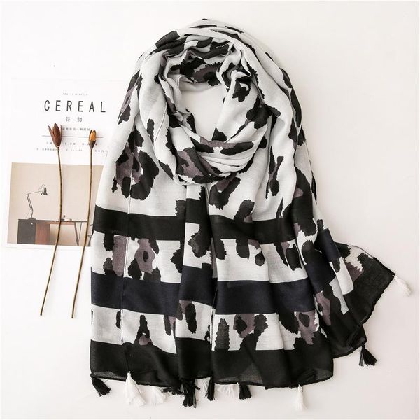 scarves lady scarf women's leopard print beach shawl cotton silk neckerchief winter foulards muslim hijab sjaal, Blue;gray
scarves lady scarf women's leopard print beach shawl cotton silk neckerchief winter foulards muslim hijab sjaal, Blue;gray