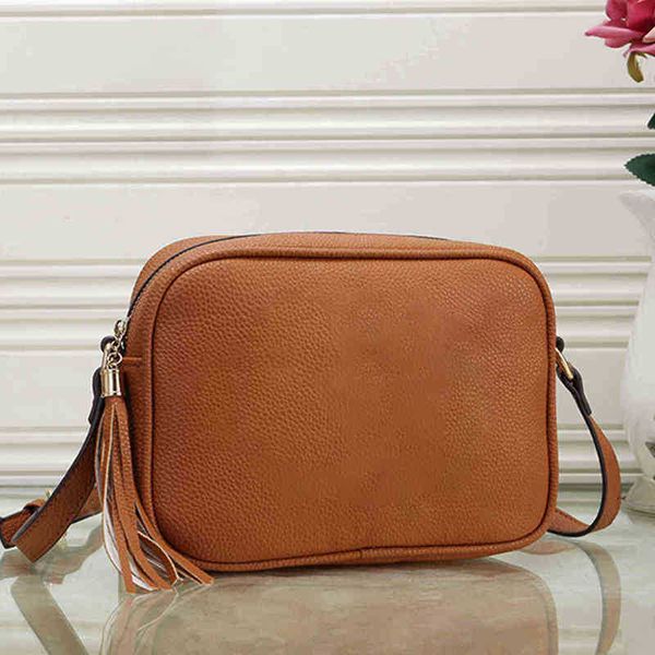 Shoulder Bags High quality Handbags fashion men travel toilet pouch women cosmetic organizer make up Crossbody bag famous classical toiletry with dust box sasasa, Black
Shoulder Bags High quality Handbags fashion men travel toilet pouch women cosmetic organizer make up Crossbody bag famous classical toiletry with dust box sasasa, Black