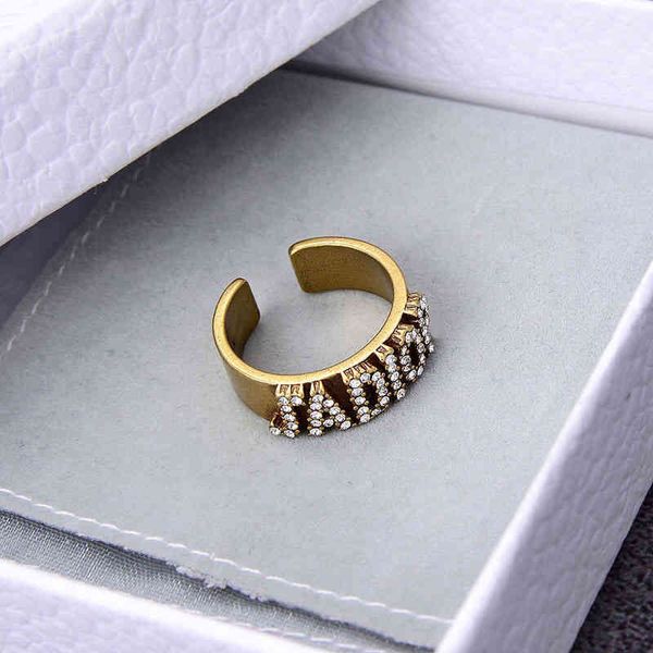 factory specials aa d's new old brass letter inlaid with diamond and open net red ring ovdv, Golden;silver
factory specials aa d's new old brass letter inlaid with diamond and open net red ring ovdv, Golden;silver