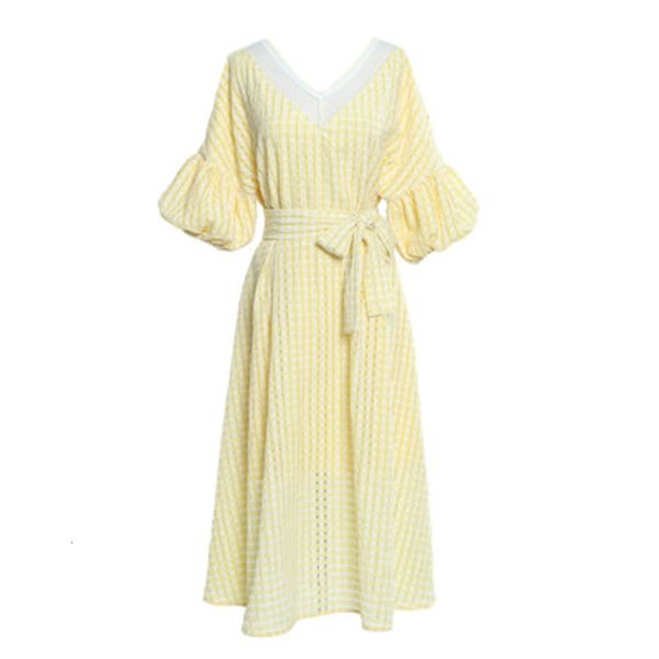 tracksuits spring summer 2021 women fashion yellow crop and skirts sets double v neck short sleeve plaid blouses shirt + midi skirt set, Gray
tracksuits spring summer 2021 women fashion yellow crop and skirts sets double v neck short sleeve plaid blouses shirt + midi skirt set, Gray