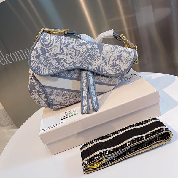 5a+women luxurys fashiondesigners bags 2021 ladies wallet embroidery saddle houlder messenger lady handbag luxury evening bag various styles
5a+women luxurys fashiondesigners bags 2021 ladies wallet embroidery saddle houlder messenger lady handbag luxury evening bag various styles
