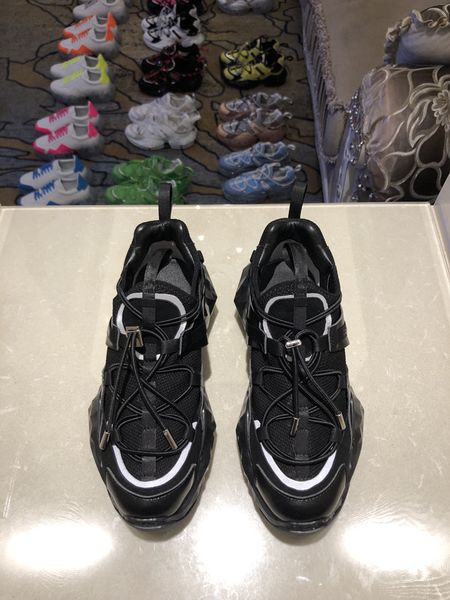 women bowling shoe 2021 autumn new fashion ladies sport shoes couple-shoes reflective stripe breathable soft non-slip high-quality mesh
women bowling shoe 2021 autumn new fashion ladies sport shoes couple-shoes reflective stripe breathable soft non-slip high-quality mesh