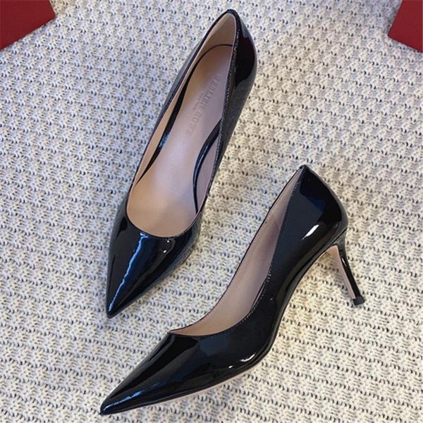 dress shoes 2021 design woman thin high heels sling back zapatos de mujer pointed toe party patent leather ladies pump, Black
dress shoes 2021 design woman thin high heels sling back zapatos de mujer pointed toe party patent leather ladies pump, Black