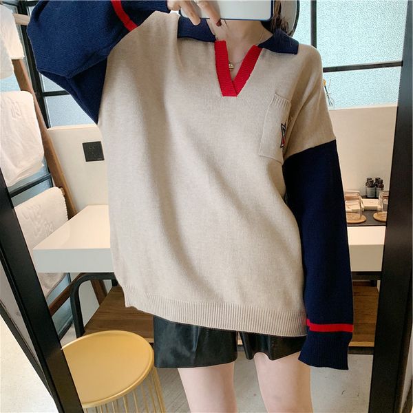 2020 spring and autumn college style polo collar pocket five pointed star wool sweater casual loose sweater, White
2020 spring and autumn college style polo collar pocket five pointed star wool sweater casual loose sweater, White