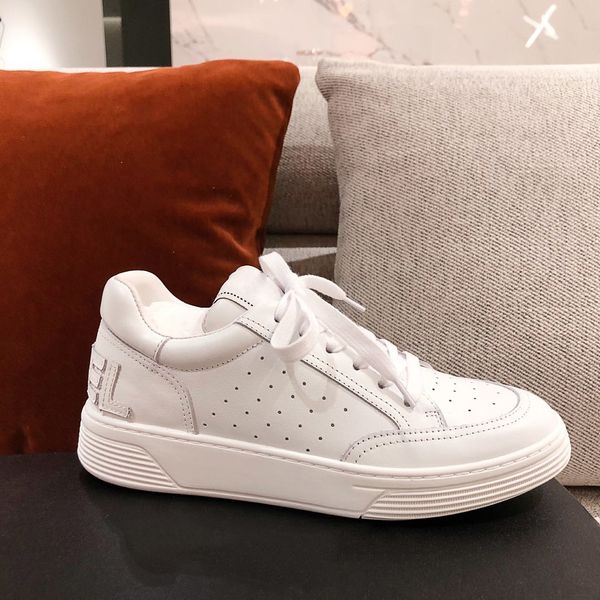 new arrival fashion trened popular women luxury designer shoes for women true leather ace sneakers white black size 35-40
new arrival fashion trened popular women luxury designer shoes for women true leather ace sneakers white black size 35-40