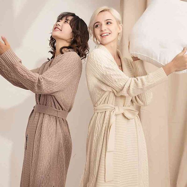 puyuan sweater all wool autumn new women's jacket extended knitted woolen cardigan women, Gray
puyuan sweater all wool autumn new women's jacket extended knitted woolen cardigan women, Gray