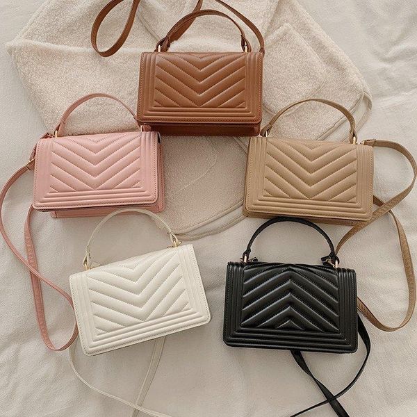 fashion small bag 2021 single-shoulder new messenger square lingge high-quality all-match female gmbmv
fashion small bag 2021 single-shoulder new messenger square lingge high-quality all-match female gmbmv