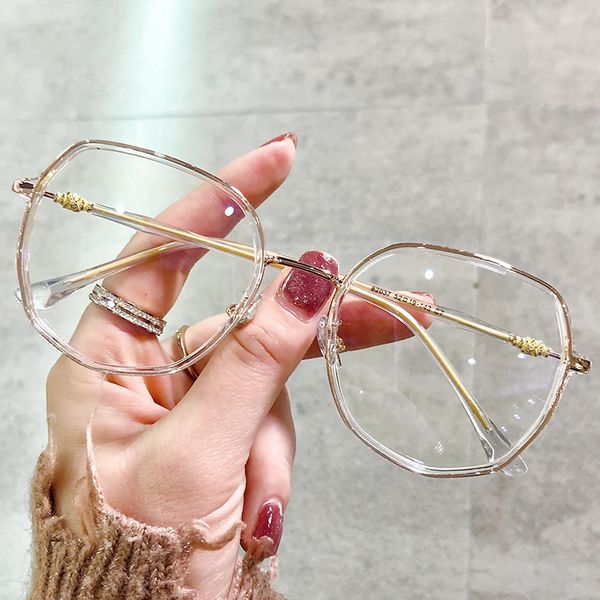 design glasses new blue proof glasses, plain polygon flat lens, eye frame, myopia frame for men and women, White;black
design glasses new blue proof glasses, plain polygon flat lens, eye frame, myopia frame for men and women, White;black