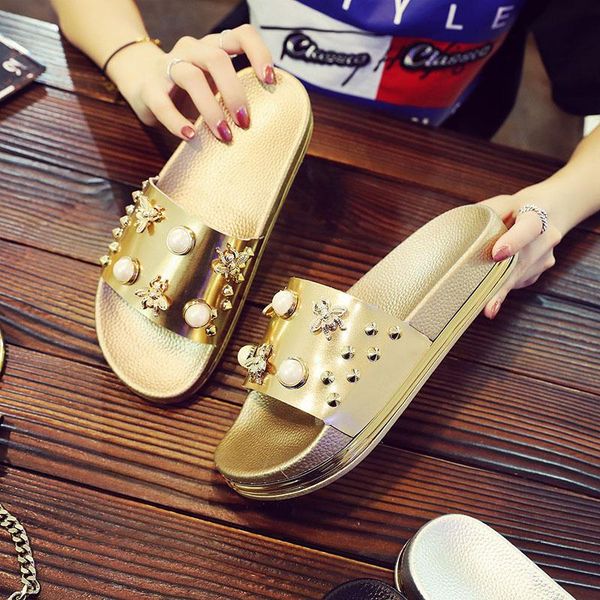 slippers 2021 women flat casual shoes slip on slides beach flip flops sandals fashion rivet pearl slipper, Black
slippers 2021 women flat casual shoes slip on slides beach flip flops sandals fashion rivet pearl slipper, Black