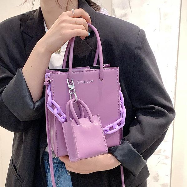 shoulder messenger bag ladies large capacity broadband fashion solid bucket 2021 brand designer women pu leather handbag bags 
shoulder messenger bag ladies large capacity broadband fashion solid bucket 2021 brand designer women pu leather handbag bags