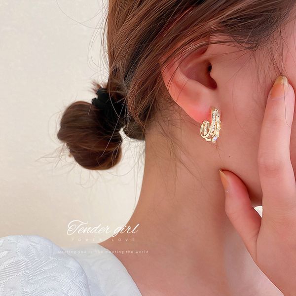 real gold electroplating 925 silver needle pearl zircon c-shaped earrings french small simple earrings fashion net red earrings female
real gold electroplating 925 silver needle pearl zircon c-shaped earrings french small simple earrings fashion net red earrings female
