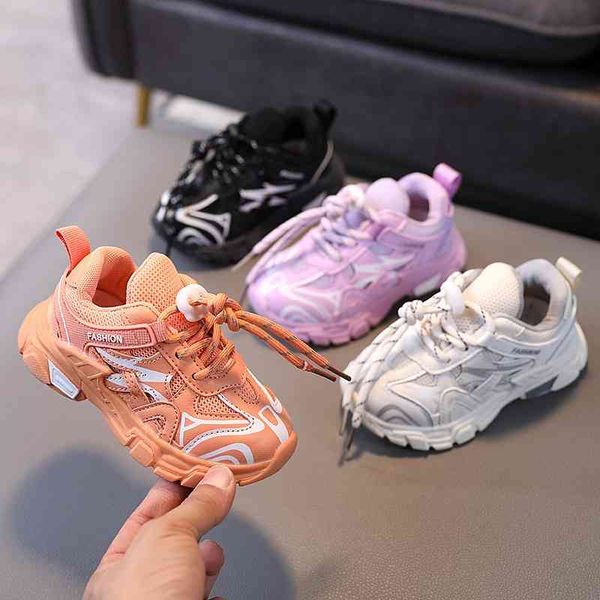 children's sports spring new fashion single 1-5 years old boys and girls breathable mesh face daddy shoes fashionable soft soles, Black;red 
children's sports spring new fashion single 1-5 years old boys and girls breathable mesh face daddy shoes fashionable soft soles, Black;red