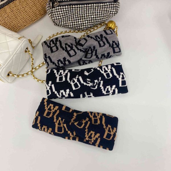 factory wholesale 50% off net red sports hair band men's and women's fitness personalized letter headband running sweat absorbing, Blue;gray
factory wholesale 50% off net red sports hair band men's and women's fitness personalized letter headband running sweat absorbing, Blue;gray