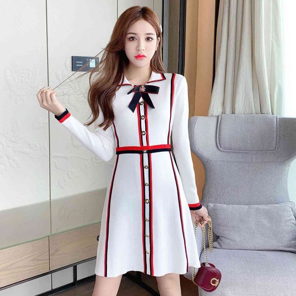 contrast colour striped knitted women dress autumn winter runway bees button v-neck long sleeve pocket vintage dress 210412, Black;gray
contrast colour striped knitted women dress autumn winter runway bees button v-neck long sleeve pocket vintage dress 210412, Black;gray