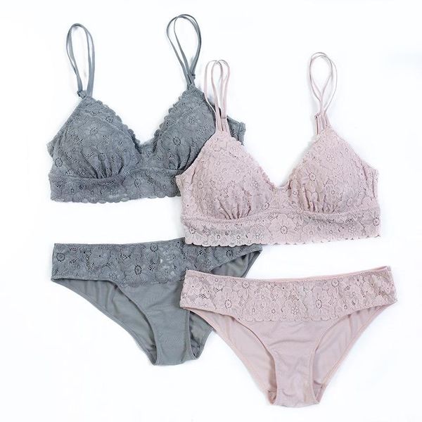 bras sets wriufred embroidery ultra-thin bra set lace edge lingerie women deep v brassiere cotton underwear plus size, Red;black
bras sets wriufred embroidery ultra-thin bra set lace edge lingerie women deep v brassiere cotton underwear plus size, Red;black
