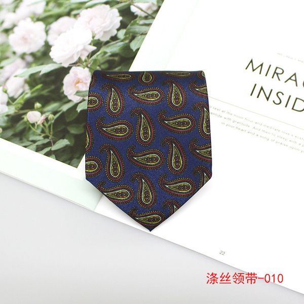 2020 new 9cm printed mens tie factory in stock business casual fashion british suit tie, Blue;purple
2020 new 9cm printed mens tie factory in stock business casual fashion british suit tie, Blue;purple