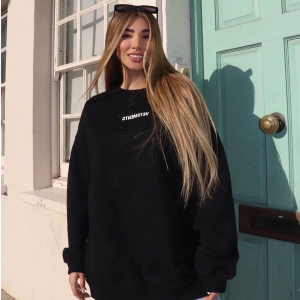 men's hoodies & sweatshirts black white vetements the of women letter printing sweater good quality oversize
men's hoodies & sweatshirts black white vetements the of women letter printing sweater good quality oversize