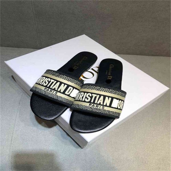 70% off wholesale sandals flip-flops slippers women's summer fashion wear new version net red beach slippers, Black
70% off wholesale sandals flip-flops slippers women's summer fashion wear new version net red beach slippers, Black