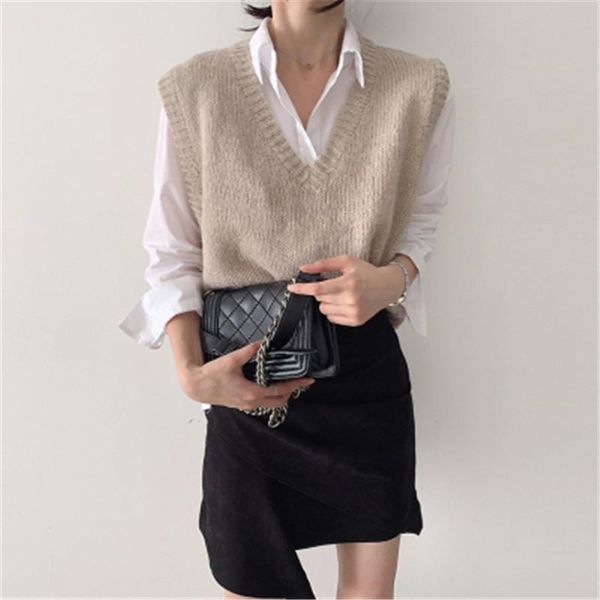 women's vests 2021 arrivals early autumn women' s sweater vest korean v-neck knitted jumper wool casual loose pullovers top, Black;white
women's vests 2021 arrivals early autumn women' s sweater vest korean v-neck knitted jumper wool casual loose pullovers top, Black;white