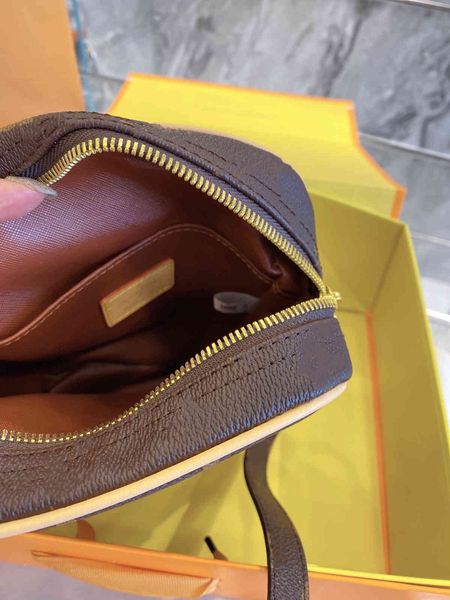 handbag luxurys bags designer tote bag branded crossbody retro phones aslant cross body senior fashion sense deta
handbag luxurys bags designer tote bag branded crossbody retro phones aslant cross body senior fashion sense deta
