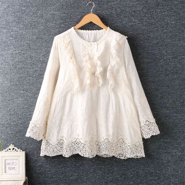 women's blouses & shirts 3 colors-- o-neck lacing patchwork ruffles 3/4 sleeve cotton boutique shirt blouse lolita sw, White
women's blouses & shirts 3 colors-- o-neck lacing patchwork ruffles 3/4 sleeve cotton boutique shirt blouse lolita sw, White