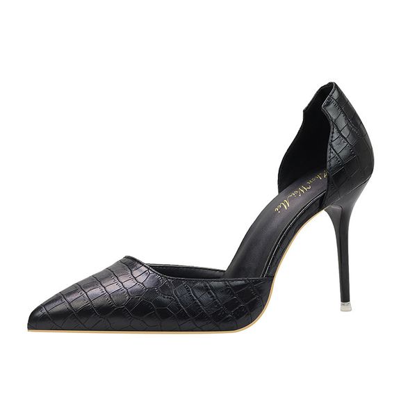 fashion thin heel nightclub style pu snake pattern pointed shallow hollow high heel women's single shoe, Black
fashion thin heel nightclub style pu snake pattern pointed shallow hollow high heel women's single shoe, Black