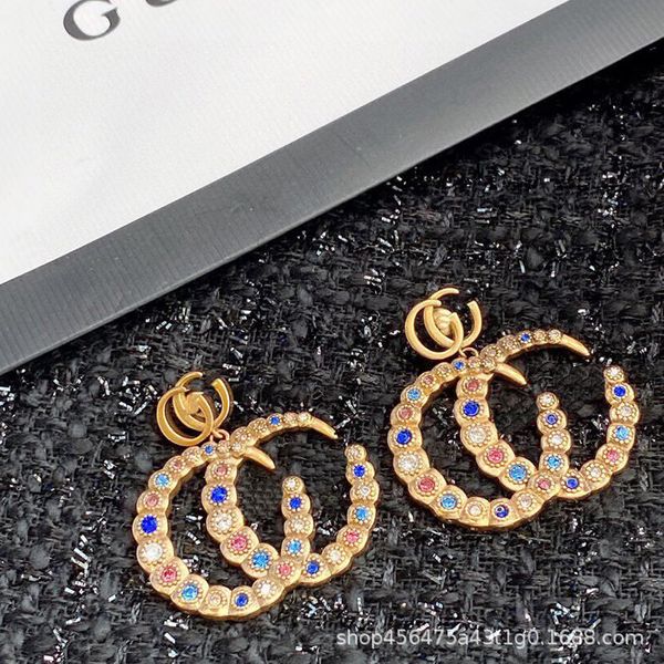 gjiagujia / 21 new earrings inlaid with color diamond letters fashion trend net red same earrings temperament female, Golden
gjiagujia / 21 new earrings inlaid with color diamond letters fashion trend net red same earrings temperament female, Golden