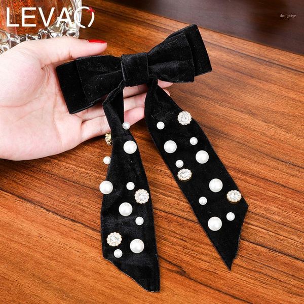 levao winter velvet hair bow ties hairpins women elegant pearl rhinestone clips barrettes bowknot hairpin accessories1
levao winter velvet hair bow ties hairpins women elegant pearl rhinestone clips barrettes bowknot hairpin accessories1