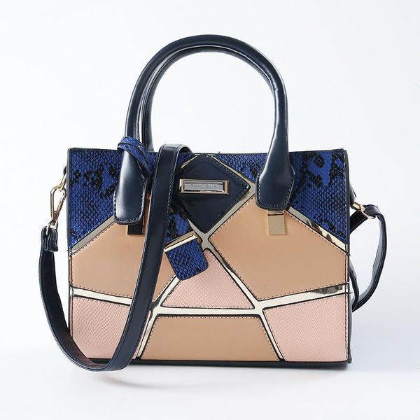 handbag ladies one-shoulder messenger rhombus large-capacity fashion trend stitching tote bag shoulder bags
handbag ladies one-shoulder messenger rhombus large-capacity fashion trend stitching tote bag shoulder bags