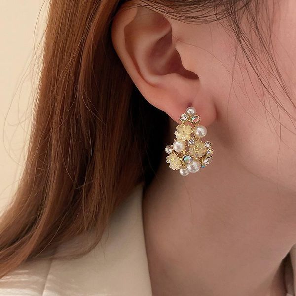 hoop & huggie 2021 arrival rhinestone pearl flower open c-shaped earrings for women korean fashion bridal temperament gift jewelry, Golden;silver
hoop & huggie 2021 arrival rhinestone pearl flower open c-shaped earrings for women korean fashion bridal temperament gift jewelry, Golden;silver