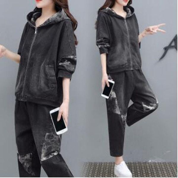 autumn large hooded printing splicing casual fashion suit women's korean version two piece pants, White
autumn large hooded printing splicing casual fashion suit women's korean version two piece pants, White