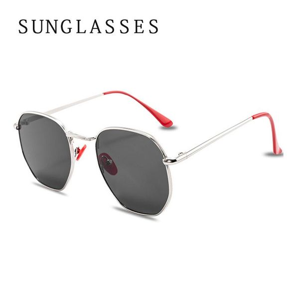 sunglasses color polygon ocean colorful film women's metal-frame fashion leisure vacation shades uv400 gafas de sol, White;black
sunglasses color polygon ocean colorful film women's metal-frame fashion leisure vacation shades uv400 gafas de sol, White;black