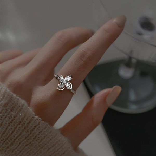 cluster rings modern jewelry metal ring 2021 design silvery plating shiny crystal finger for girl fine accessories gifts, Golden;silver
cluster rings modern jewelry metal ring 2021 design silvery plating shiny crystal finger for girl fine accessories gifts, Golden;silver