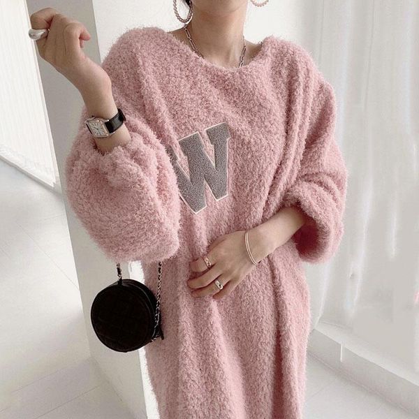 casual dresses 2021 autumn/winter round neck letter patch plush dress korean one piece elegant fashion loose slit long, Black;gray
casual dresses 2021 autumn/winter round neck letter patch plush dress korean one piece elegant fashion loose slit long, Black;gray