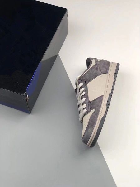 sb dunk low pro grey white elk leather men women basketball shoes outdoor sneakers sports with original box
sb dunk low pro grey white elk leather men women basketball shoes outdoor sneakers sports with original box