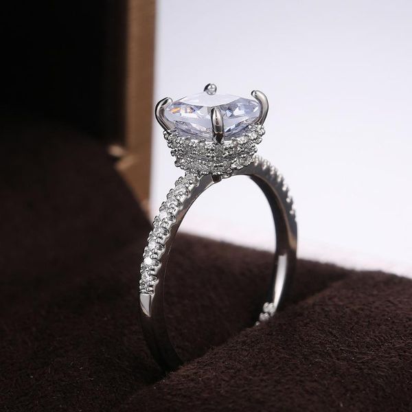 wedding rings simple prong set square zircon women's ring exquisite silver color rhinestone ladies jewelry wholesale, Slivery;golden
wedding rings simple prong set square zircon women's ring exquisite silver color rhinestone ladies jewelry wholesale, Slivery;golden