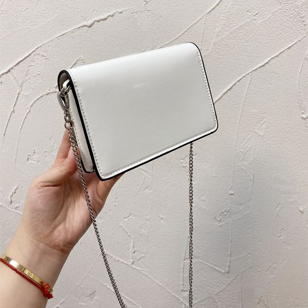 designer purse handbag cross body shoulder bags genuine leather high-quality different colors silver chain fashion brand with original box s
designer purse handbag cross body shoulder bags genuine leather high-quality different colors silver chain fashion brand with original box s