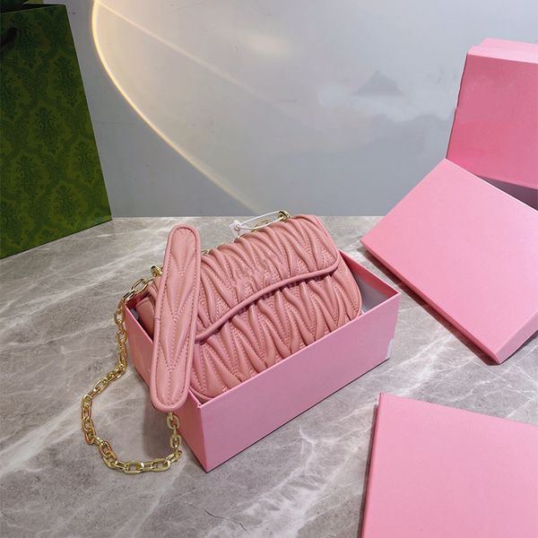 2022 versatile classic designer shoulder bags vintage lambskin flap gold chain tote bag flannel lined composite luxury wallet outdoor street
2022 versatile classic designer shoulder bags vintage lambskin flap gold chain tote bag flannel lined composite luxury wallet outdoor street