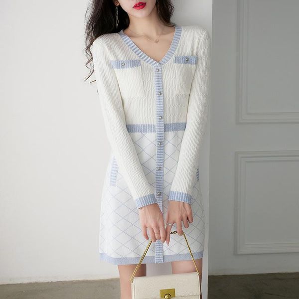 casual dresses french spring and autumn knitted dress for women 2021 fall women's fashion small fragrance slim-fitting v-neck wool, Black;gray
casual dresses french spring and autumn knitted dress for women 2021 fall women's fashion small fragrance slim-fitting v-neck wool, Black;gray