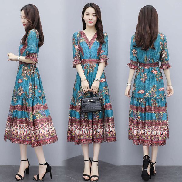 casual dresses dress french floral women's summer foreign style v-neck waist show thin temperament medium length skirt e774, Black;gray
casual dresses dress french floral women's summer foreign style v-neck waist show thin temperament medium length skirt e774, Black;gray
