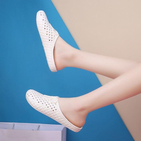 women's 2021 spring and summer slippers female rubber non-slip indoor hole shoes bathroom soft beach barefoot casual sandals, Black
women's 2021 spring and summer slippers female rubber non-slip indoor hole shoes bathroom soft beach barefoot casual sandals, Black