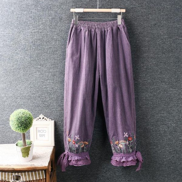 women's pants & capris autumn women small fresh elastic waist embroidery flower corduroy loose casual ht5020, Black;white
women's pants & capris autumn women small fresh elastic waist embroidery flower corduroy loose casual ht5020, Black;white