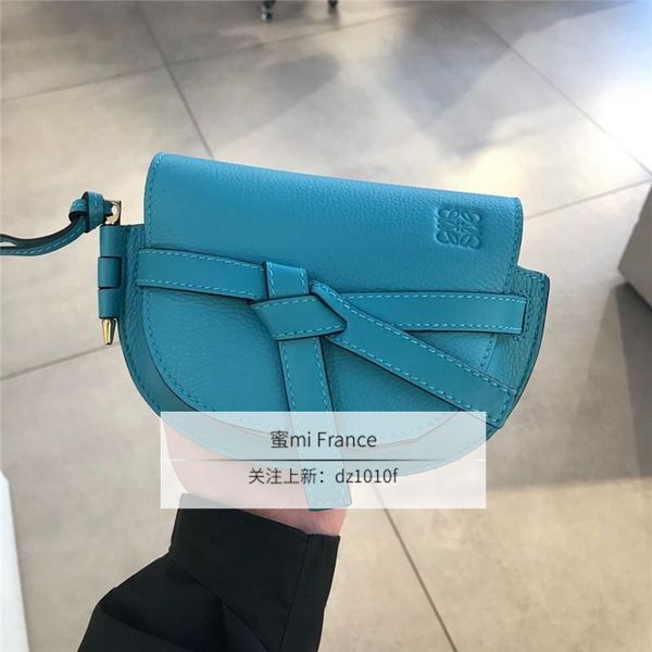 handbag hookloewe / luo yiwei women's mini gate series blue butterfly saddle shoulder messenger bagluggage tag
handbag hookloewe / luo yiwei women's mini gate series blue butterfly saddle shoulder messenger bagluggage tag